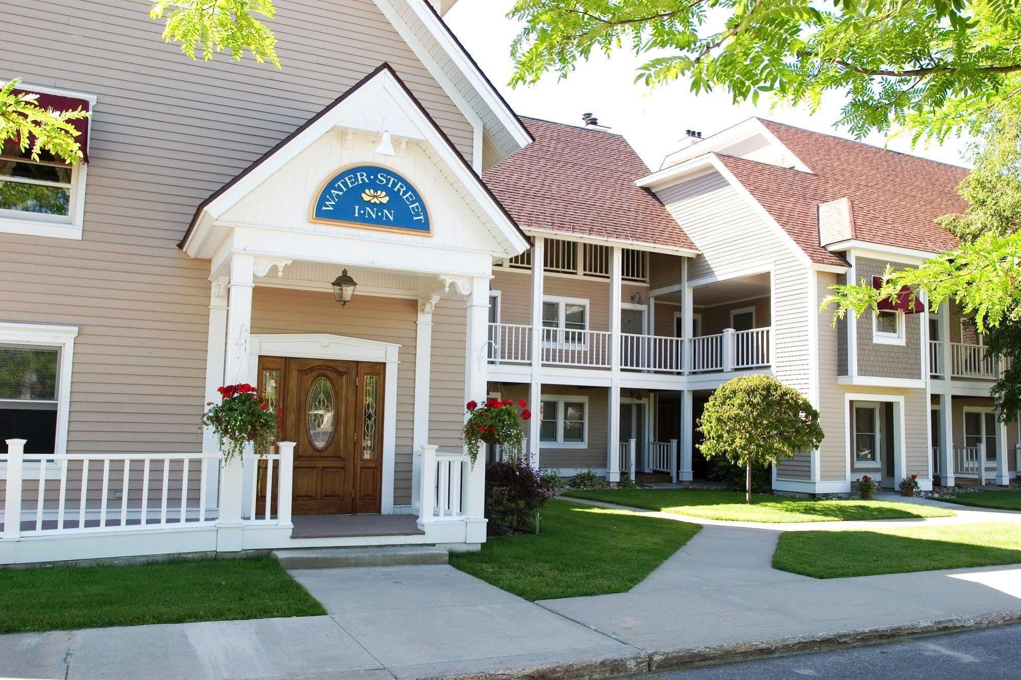 Water Street Inn Boyne City Esterno foto