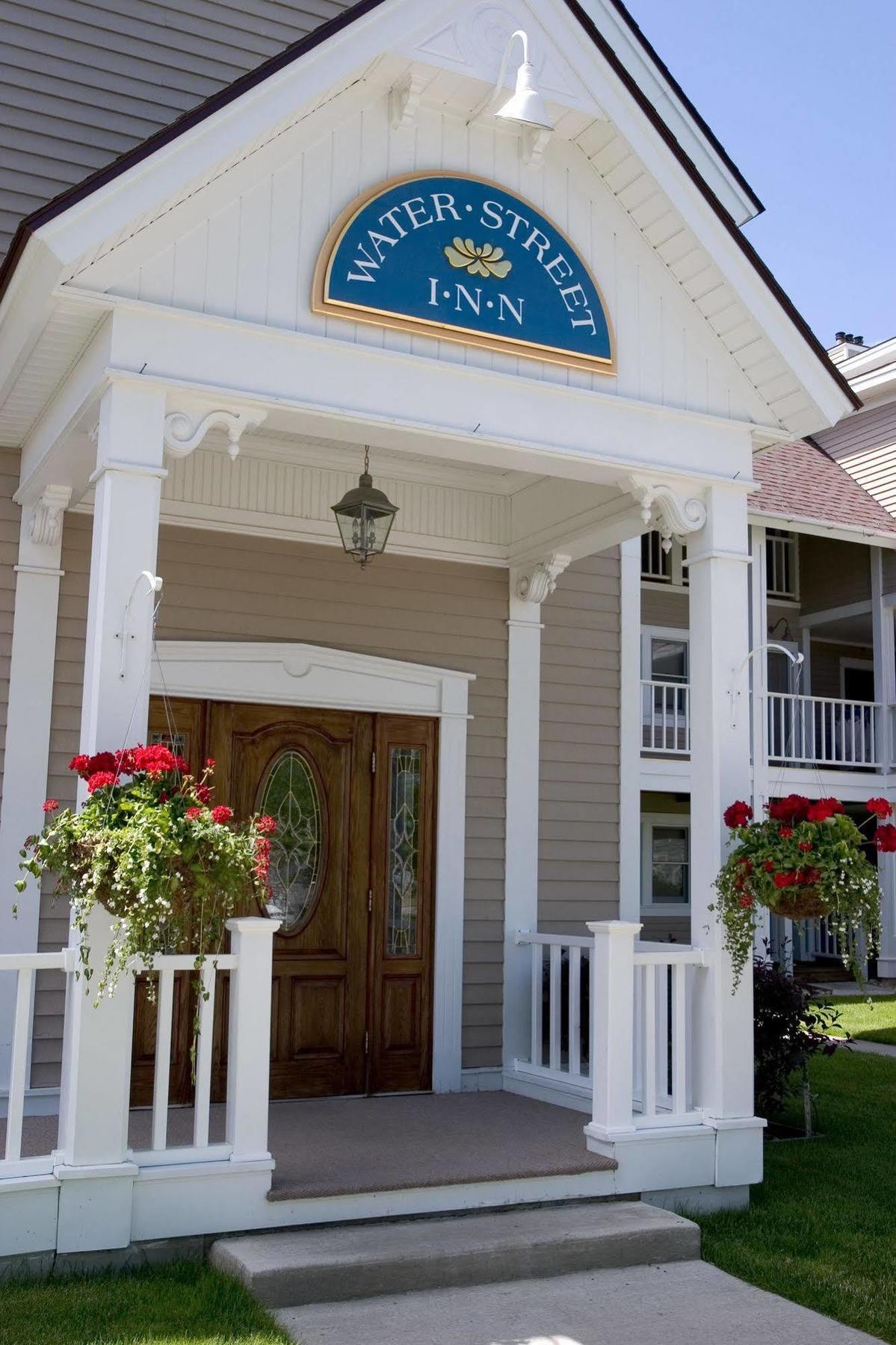 Water Street Inn Boyne City Esterno foto